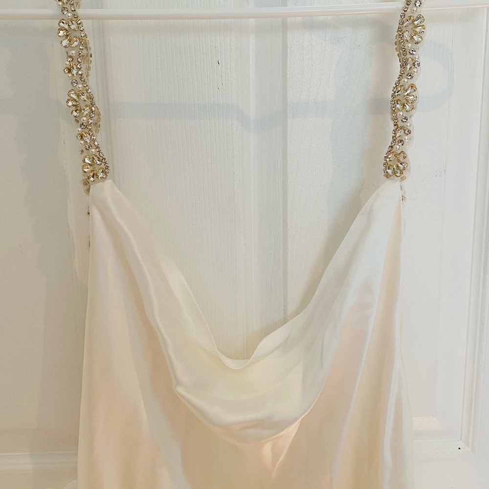 Sisters The Label Sofia Mini Dress in Pearl Silk - Picture 5 of 9